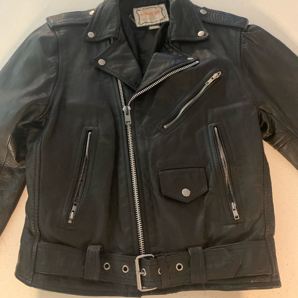 Ripples Inc Vintage Leather Jacket. Size 40.